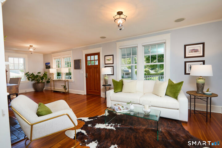 Property Photo:  4 Raymond Place  CT 06880 