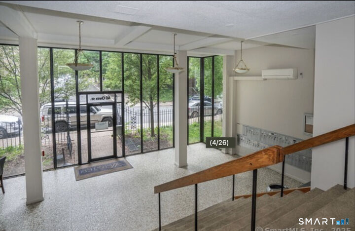 Property Photo: 40 Owen Street A6 CT 06105