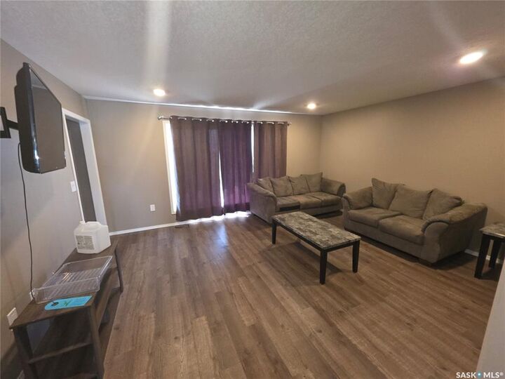 Property Photo:  713 Columbia Avenue  SK S0L 1R0 