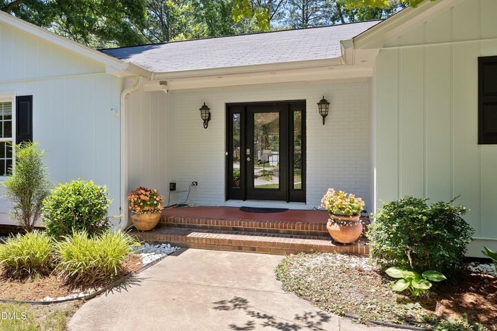 Property Photo: 429 Warren Avenue NC 27511