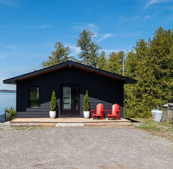 Property Photo: 5427 Young Street 440 ON K0K 2H0