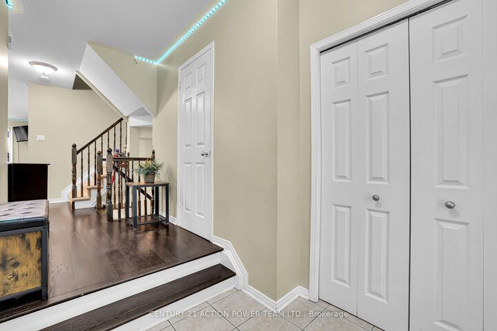 Property Photo:  182 Prem Circle  ON K2J 0C4 