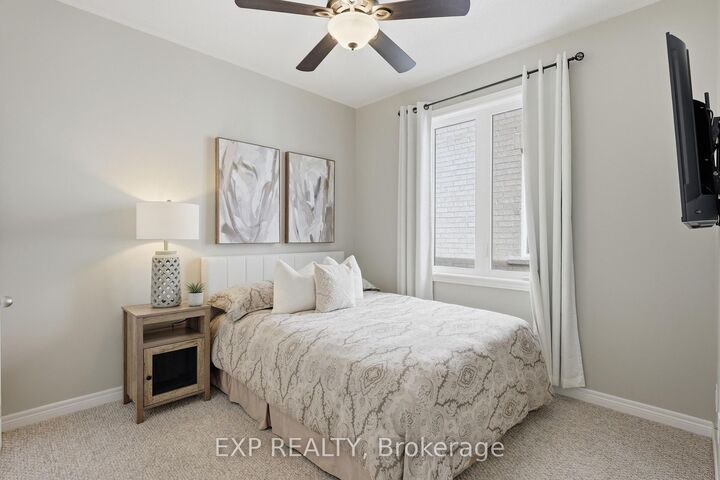 Property Photo: 25 Manor Forest Road ON L0G 1M0
