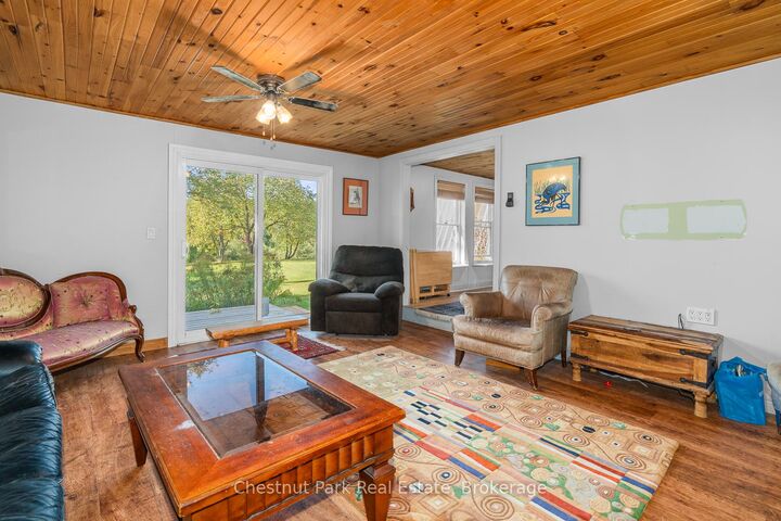 Property Photo: 1190 Hekkla Road ON P0C 1J0