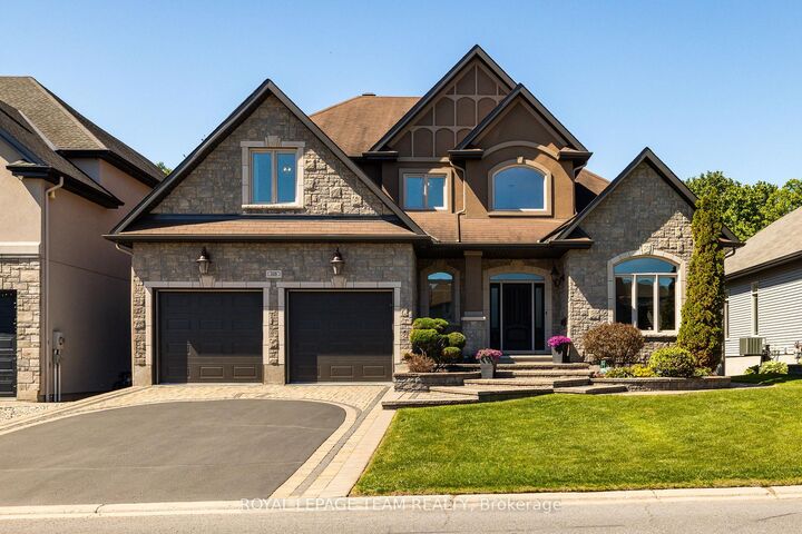 519 Emerald Street — photo 1