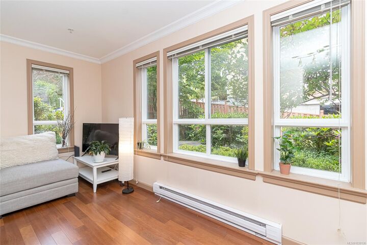 Property Photo:  1514 Church Ave #105  BC V8P 0A3 