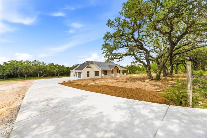 Property Photo: 1744 Crossbow Drive TX 78133