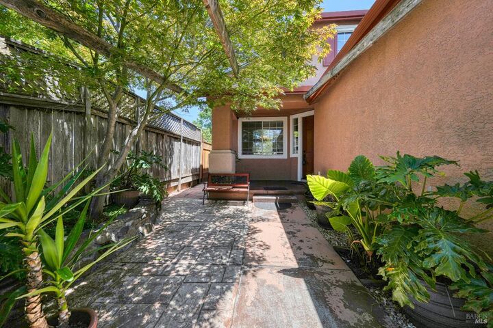 Property Photo:  2562 Silver Spur Drive  CA 95407 