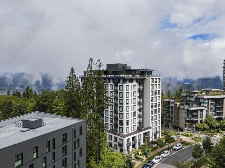 Photo de la propriété: 8750 University Crescent 809 BC V5A 0G9
