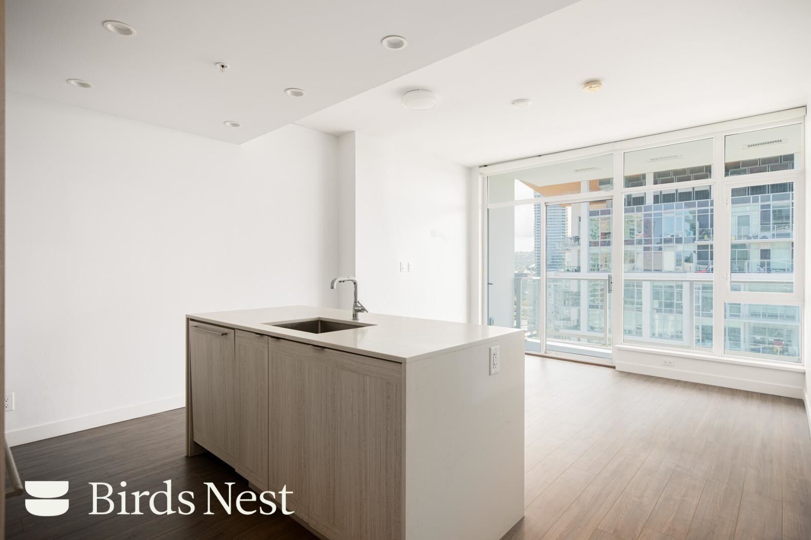 Property Photo:  2311 Beta Avenue 2604  BC V5C 0M1 