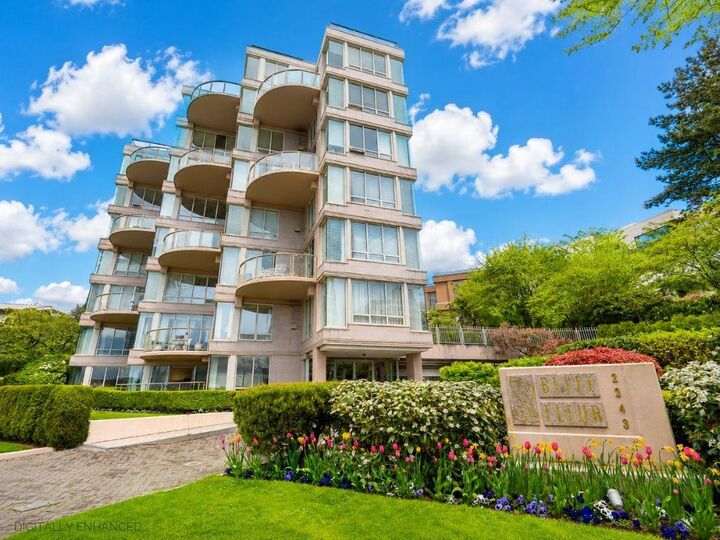 Property Photo: 2243 Bellevue Avenue 1 BC V7V 1C5
