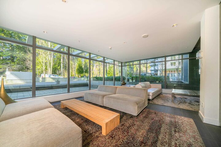 Photo de la propriété:  5782 Berton Avenue 203  BC V6S 0C1 