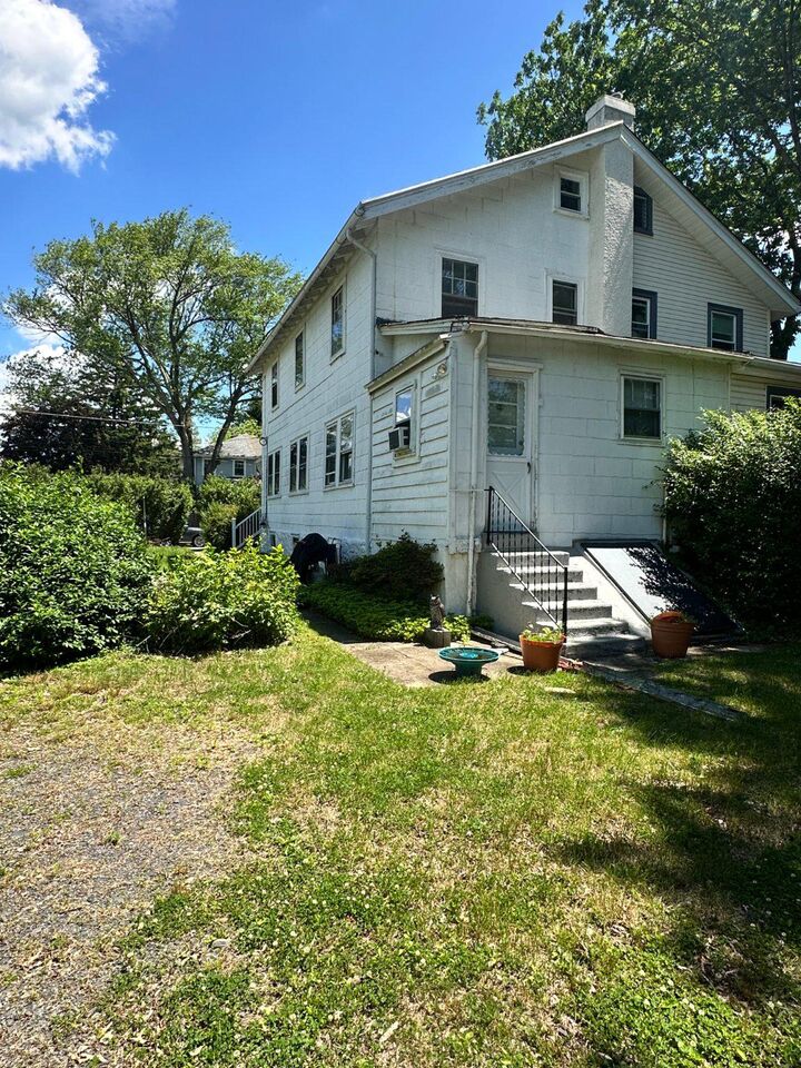 Property Photo:  1914 Belvedere Avenue  PA 19083 