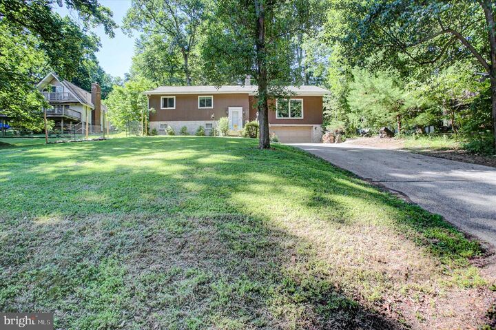 Property Photo: 29 Skylark Trail PA 17320