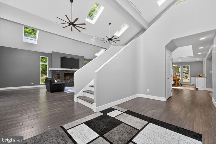 Property Photo:  9 N North Star Drive  NJ 08801 