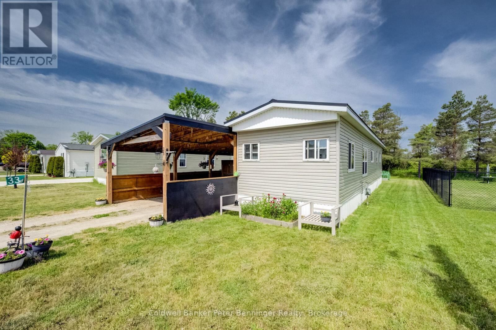 Property Photo:  33 Dove Road  ON N0G 2V0 