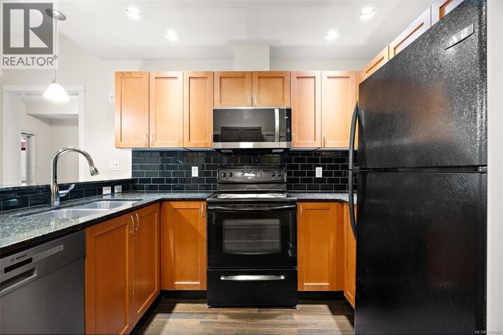 Property Photo:  631 Brookside Road 205  BC L1L 1L1 