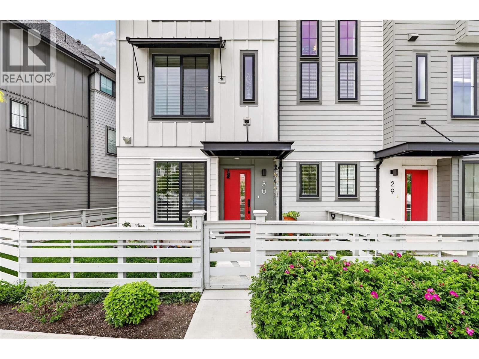 Property Photo:  307 Glen Park Drive 30  BC V1V 0H1 