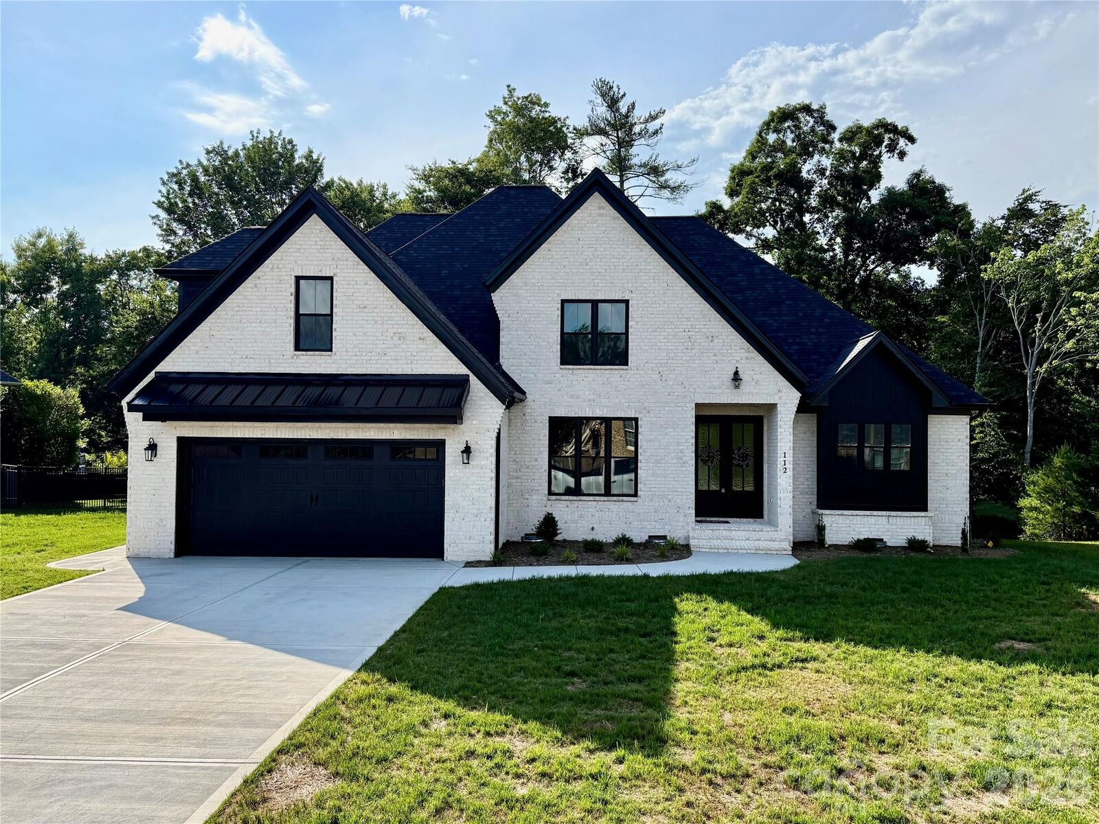 Property Photo: 112 Wexford Pointe 5 NC 28601