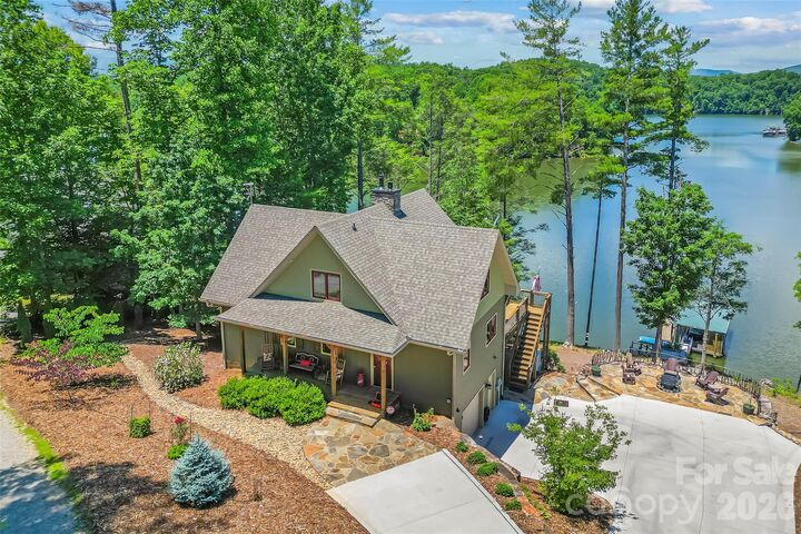 Property Photo: 590 Larkhaven Drive NC 28761