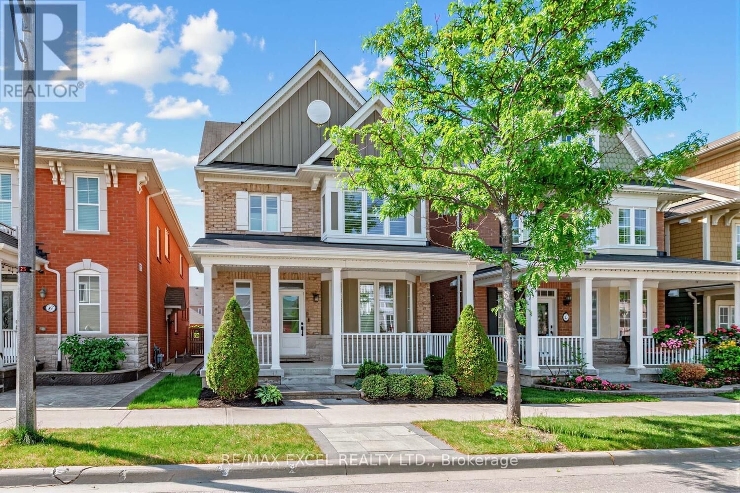 Property Photo:  25 Demott Avenue  ON L6B 0X2 