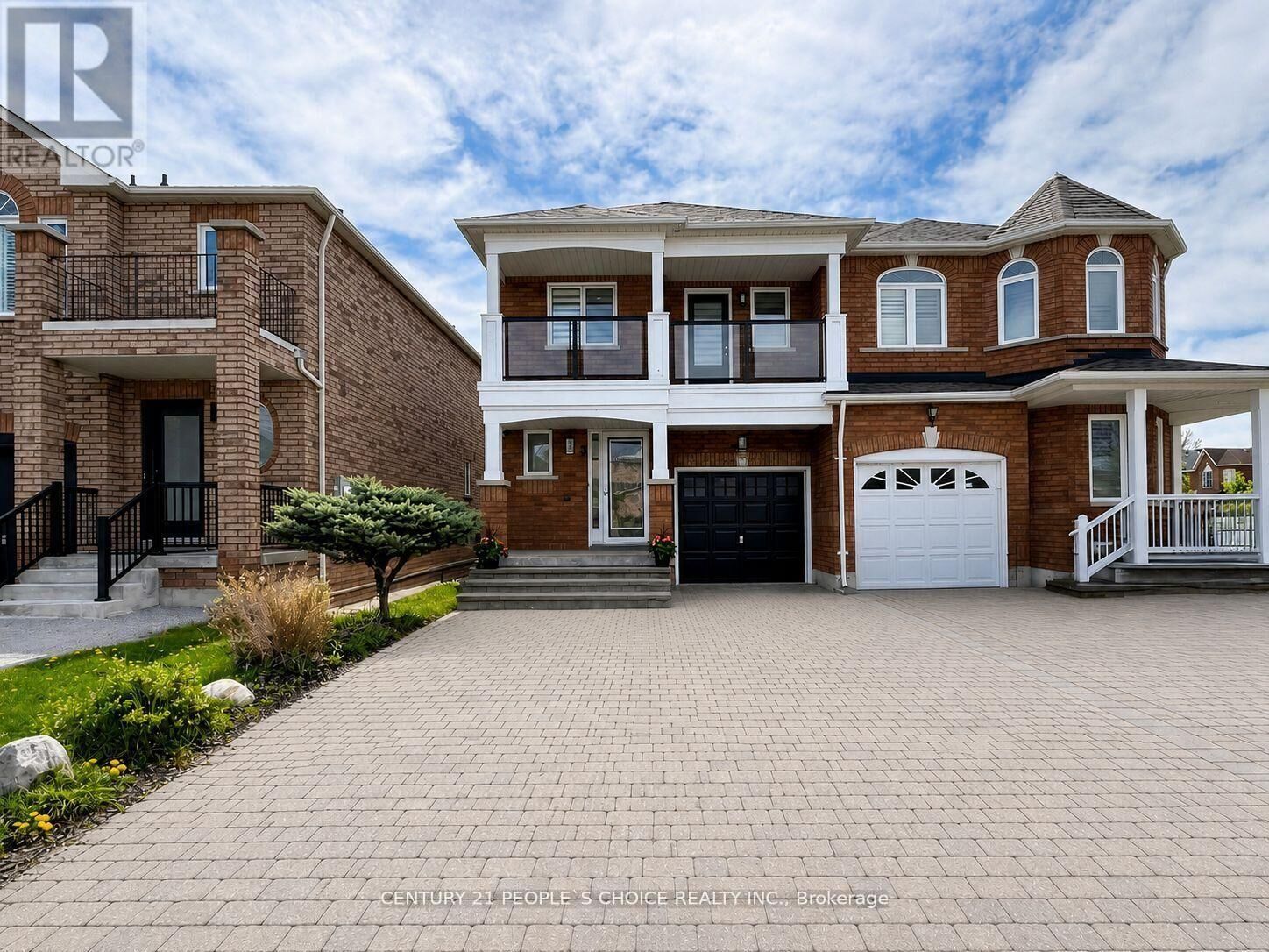 Property Photo:  3 Manorwood Court  ON L7E 2T4 