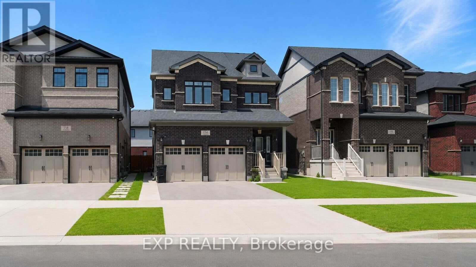 Photo de la propriété:  154 Tartan Avenue Lower  ON N2R 0N3 