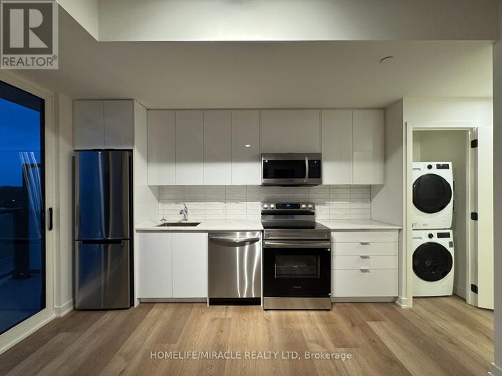 Property Photo:  33 Erie Avenue 708  ON N3S 2E7 