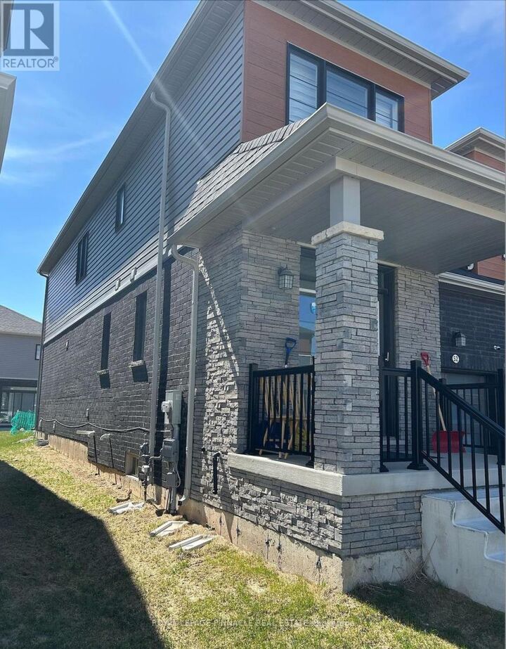 Property Photo:  52 Sunflower Crescent  ON L0S 1K0 