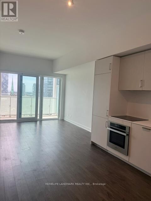 Property Photo: 88 Queen Street East 1808 ON M5C 0B6