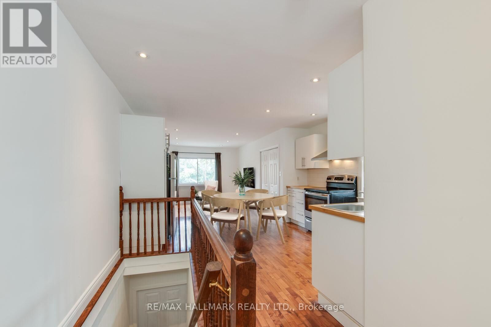 Property Photo: 2066 Gerrard Street East Upper ON M4E 2B5