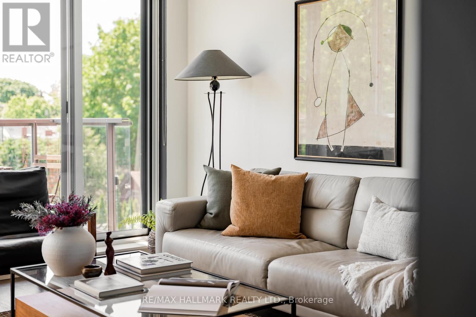 Property Photo:  60 Haslett Avenue 201  ON M4L 0A9 