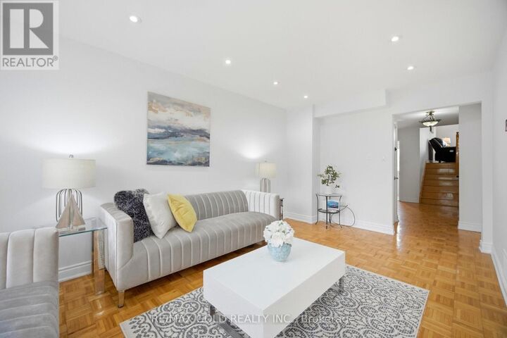 Property Photo:  18 McGraw Avenue  ON L6X 3M4 