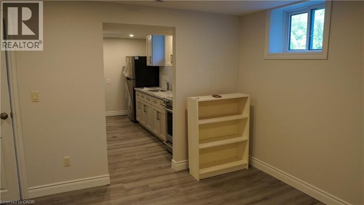 Property Photo:  12 Cecilia Court  ON L8T 2E9 