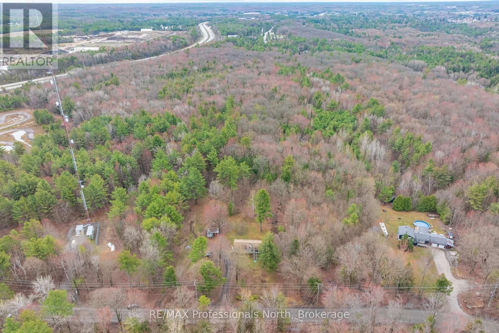 Property Photo:  1056 Kirk Line West  ON P1L 1W9 