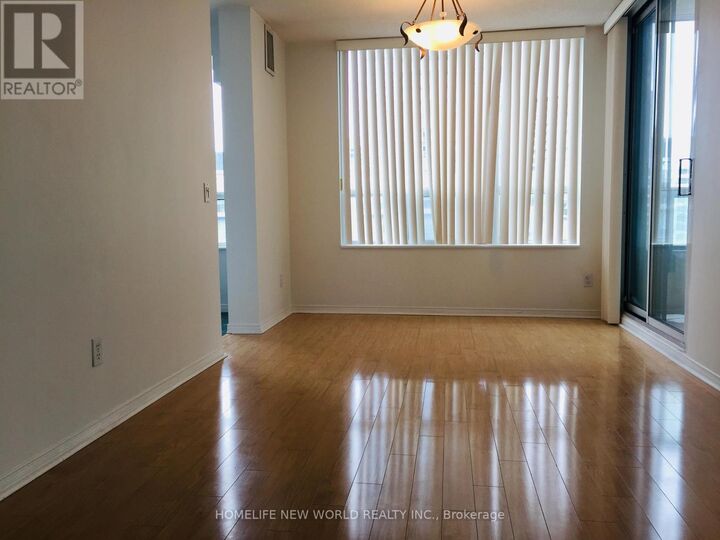 Property Photo:  238 Doris Avenue 710  ON M2N 6W1 