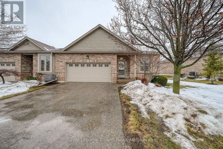 Property Photo:  570 Spitfire Street 54  ON N4T 0C2 