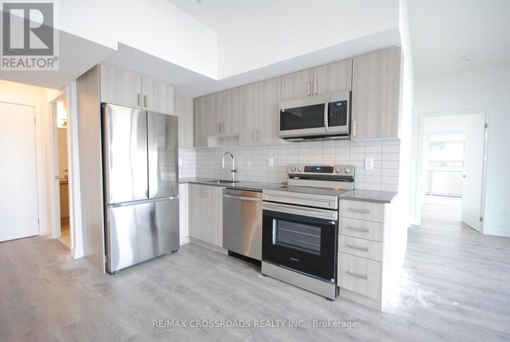 Property Photo:  1010 Sandy Beach Road 417  ON L1W 3V9 
