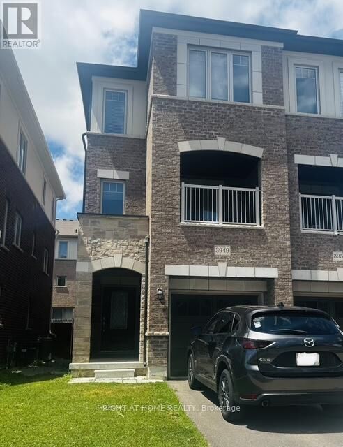 Property Photo:  3949 Tufgar Crescent  ON L7M 1P8 