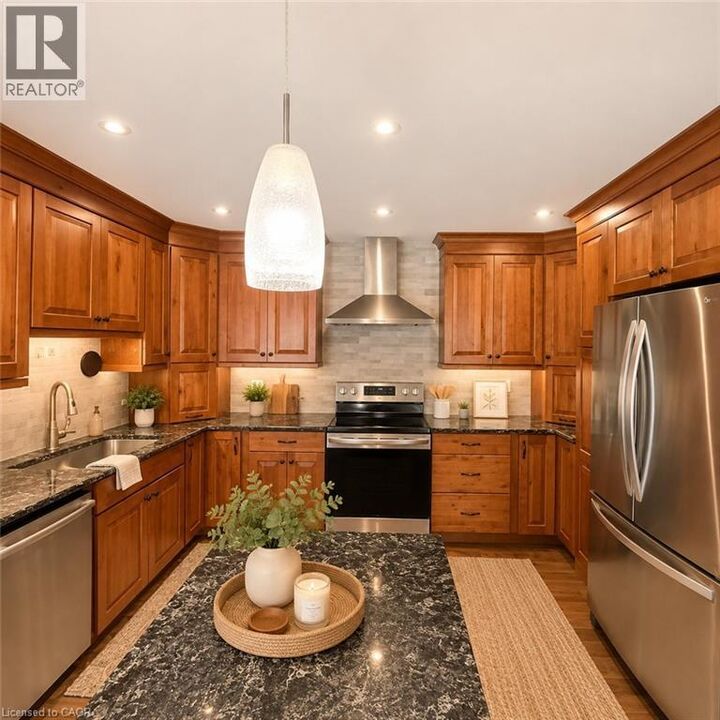 Property Photo:  82 Blackwood Crescent  ON L8S 3H5 