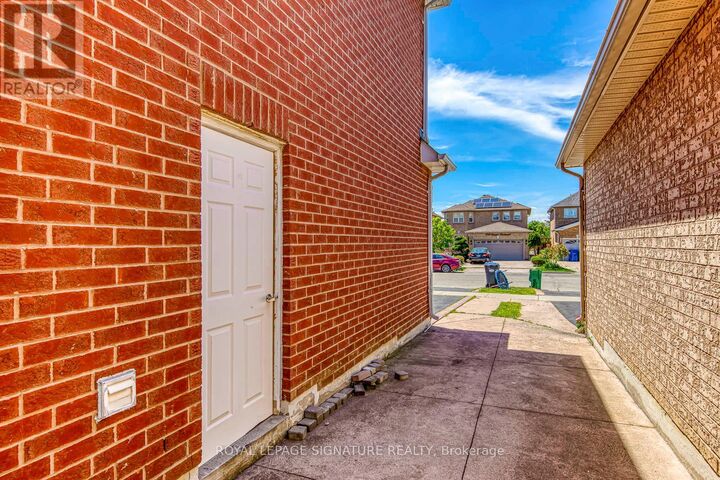 Property Photo:  7197 Terragar Boulevard Bsmt  ON L5N 7L9 