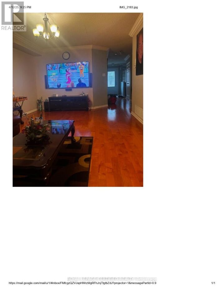 Photo de la propriété:  5223 Fairford Crescent 62  ON L5V 2M6 