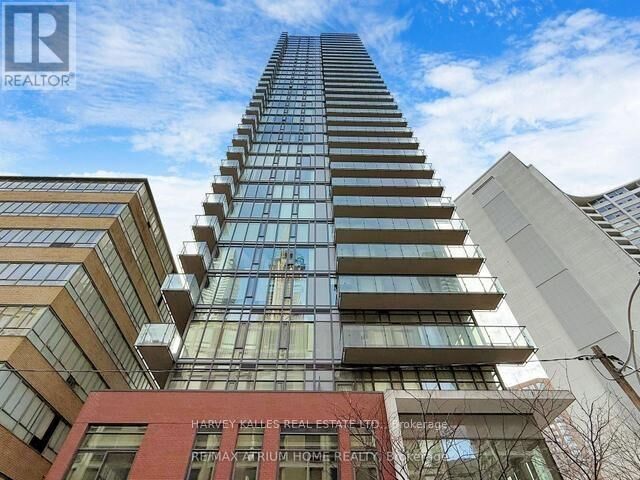 Property Photo:  75 St Nicholas Street 2202  ON M4Y 0A5 