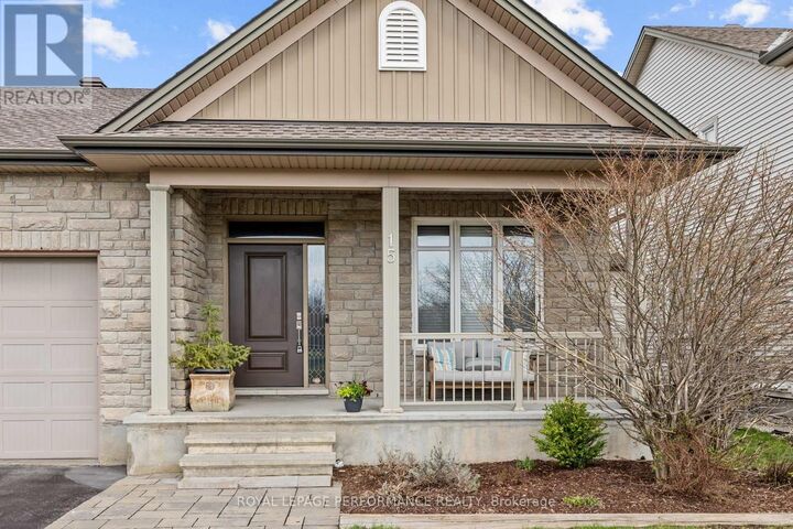 Property Photo:  15 York Crossing  ON K4R 0C4 