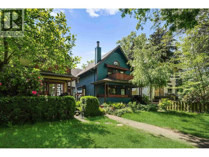 Property Photo:  154-168 West 11th Avenue  BC V5Y 1S7 