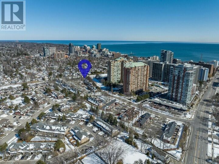 Property Photo:  1280 Maple Crossing Boulevard 11  ON L7S 2G2 