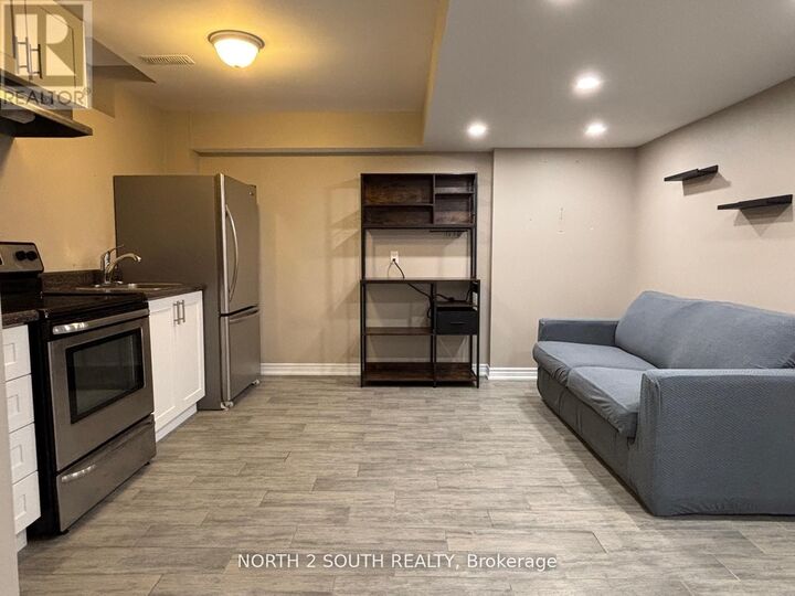 Property Photo:  23 Vanwood Crescent Bsmt  ON L6P 2X3 