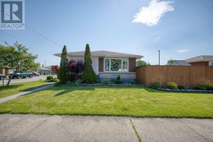 Photo de la propriété: 813 Harriet Street ON L3B 2J5