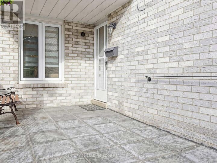 Property Photo:  19 Deverill Crescent  ON L1T 1S7 