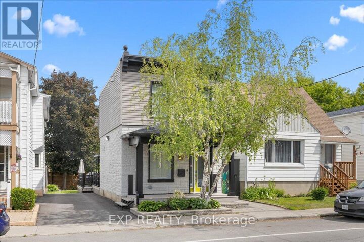 Property Photo:  185 Deschamps Avenue  ON K1L 5Z3 